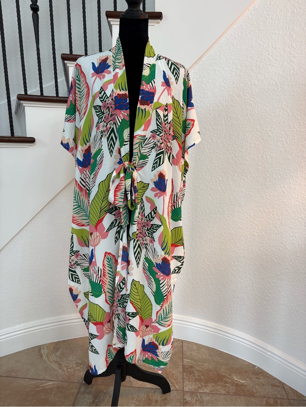 Women's Tropical Print Tie-Front Blouse - White Multicolor